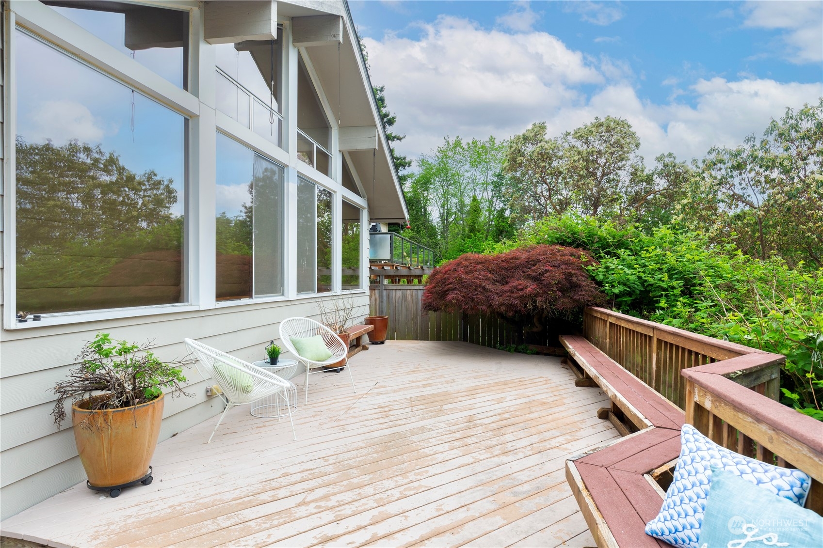 6675 Southwest Beveridge Place Seattle, WA 98136 - Photo 7 of 31 Gallery Image 7