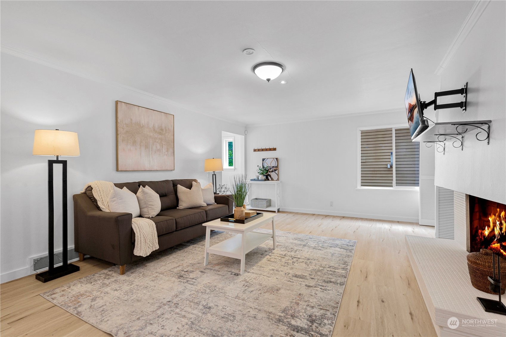 6675 Southwest Beveridge Place Seattle, WA 98136 - Photo 10 of 31 Gallery Image 10