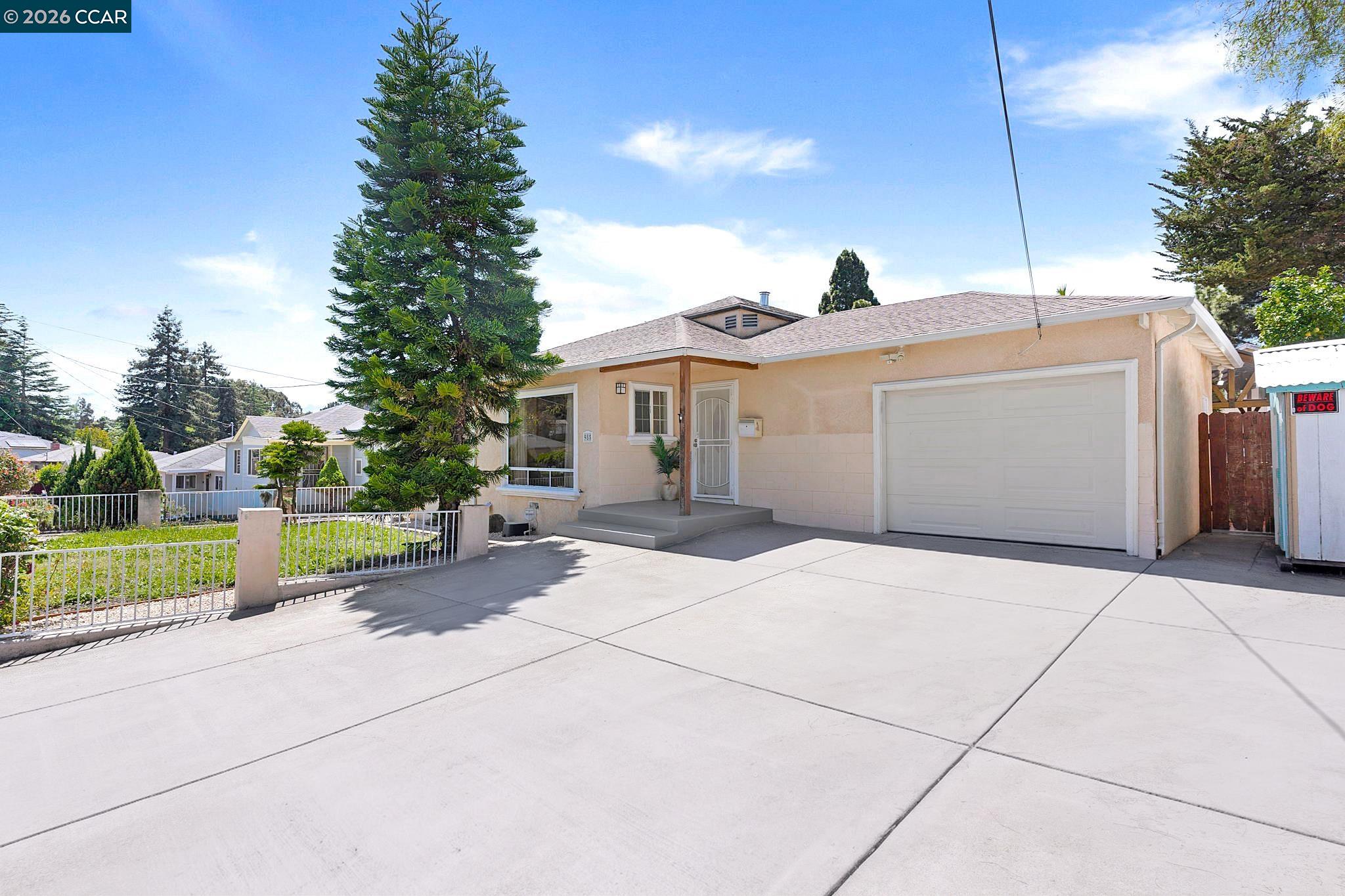 985 Mitchell Way El Sobrante, CA 94803 - Photo 4 of 25