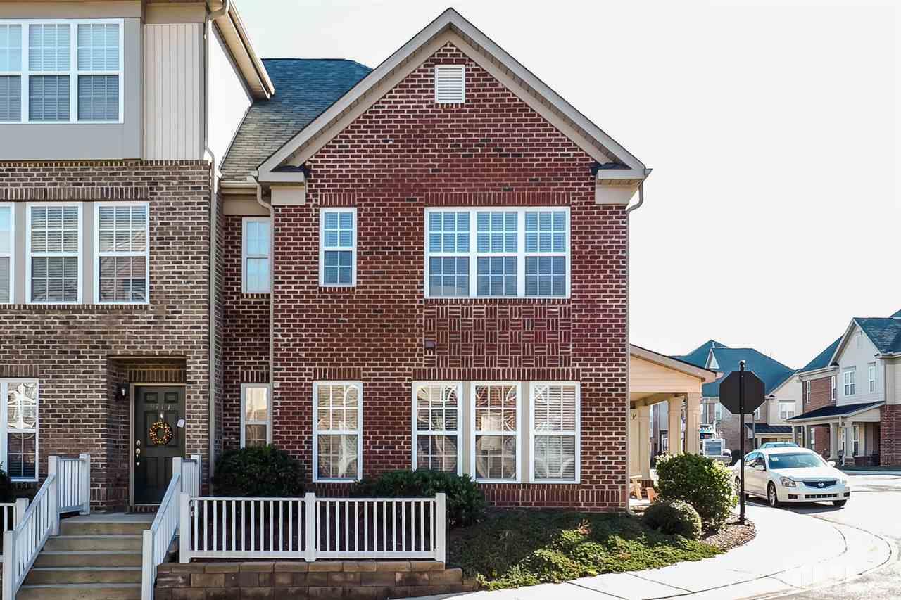 9713 Layla Avenue Raleigh, NC 27617 - Photo 3 of 24
