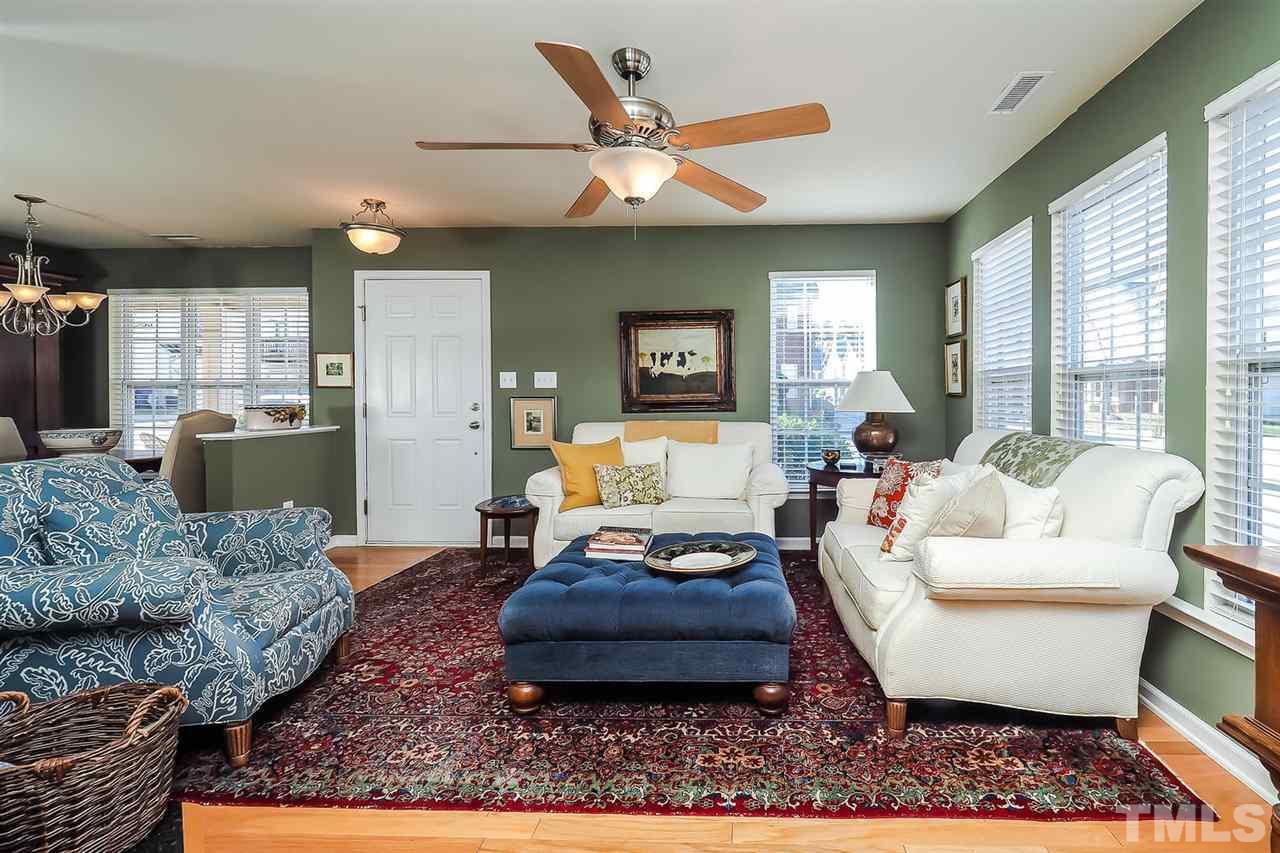 9713 Layla Avenue Raleigh, NC 27617 - Photo 9 of 24