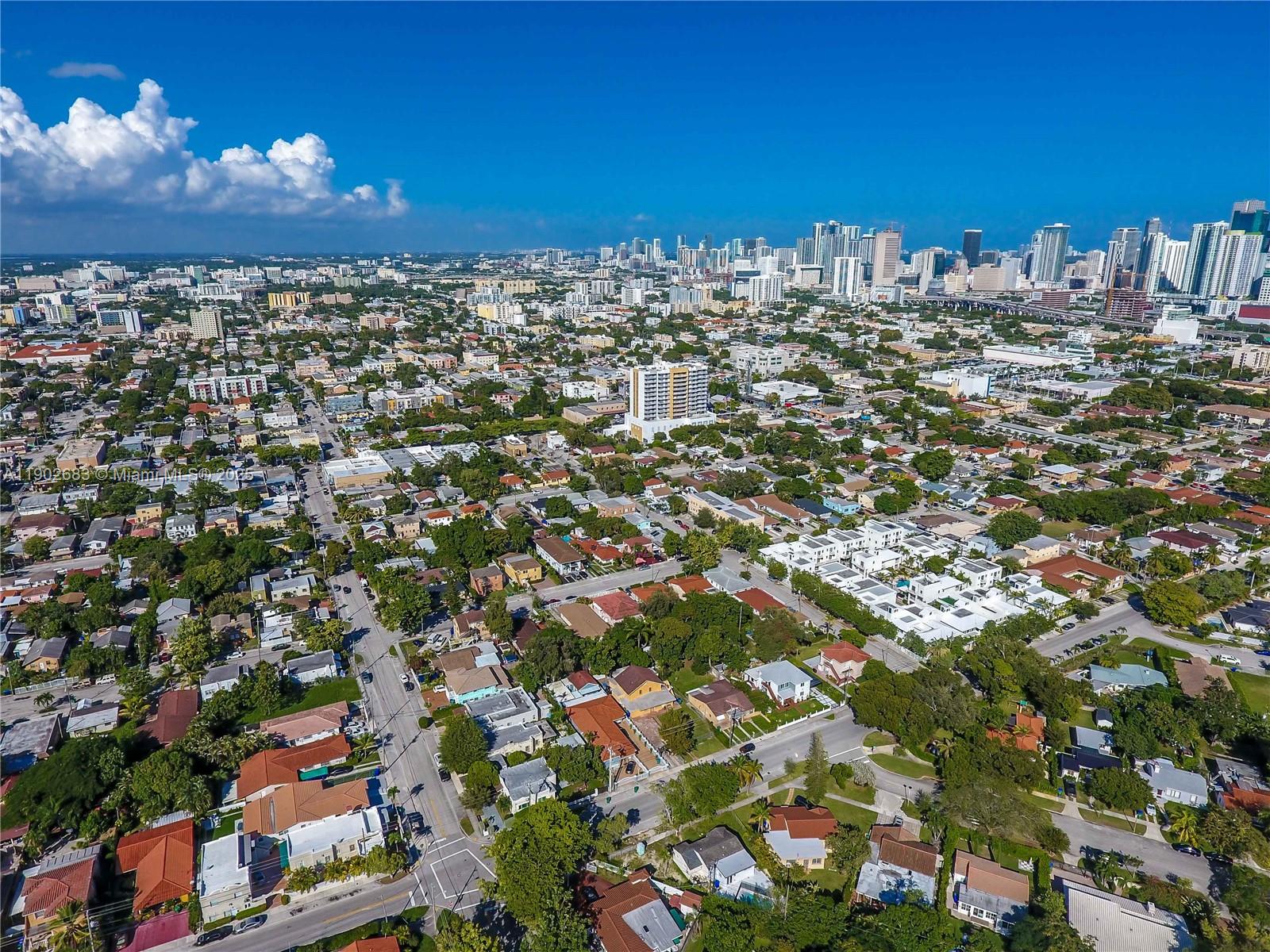 1030 Southwest 10th Avenue Miami, FL 33130 - Photo 6 of 30 a view of a city