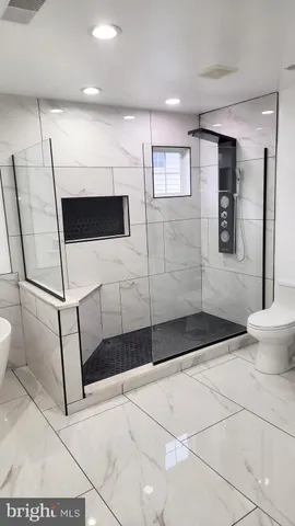 $780,000 | 210 Potomac Ridge Drive, Fort Washington, MD 20744