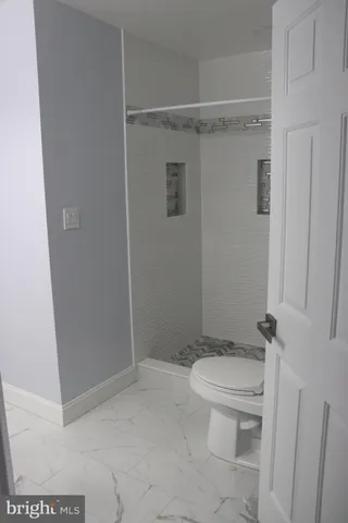 $780,000 | 210 Potomac Ridge Drive, Fort Washington, MD 20744