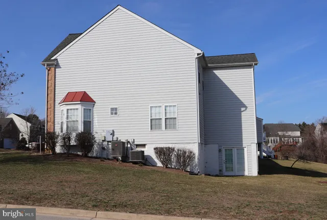 $780,000 | 210 Potomac Ridge Drive, Fort Washington, MD 20744