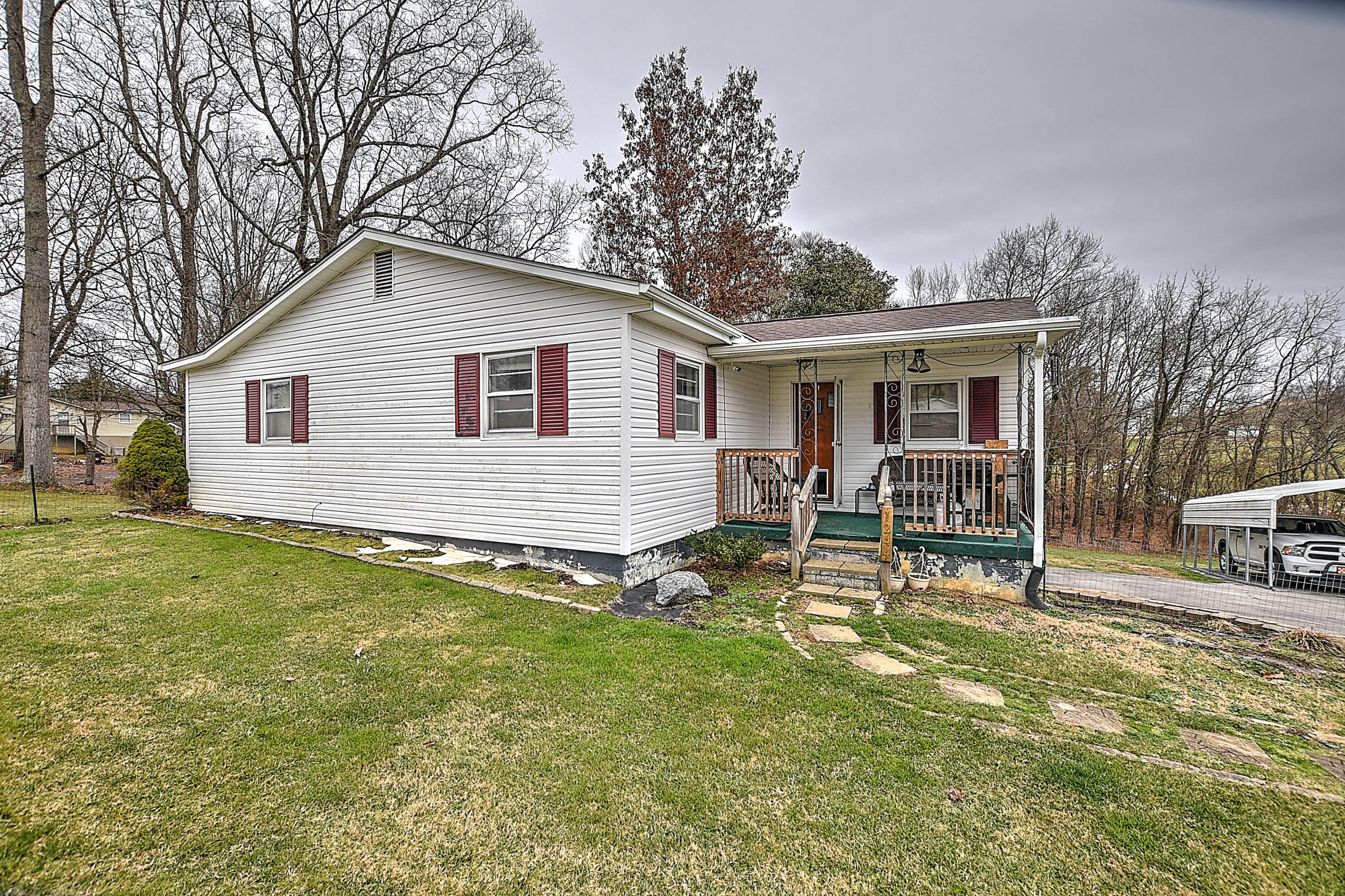 1244 Silver Grove Road Bluff City, TN 37618 - Photo 5 of 27 Silver Grove-13