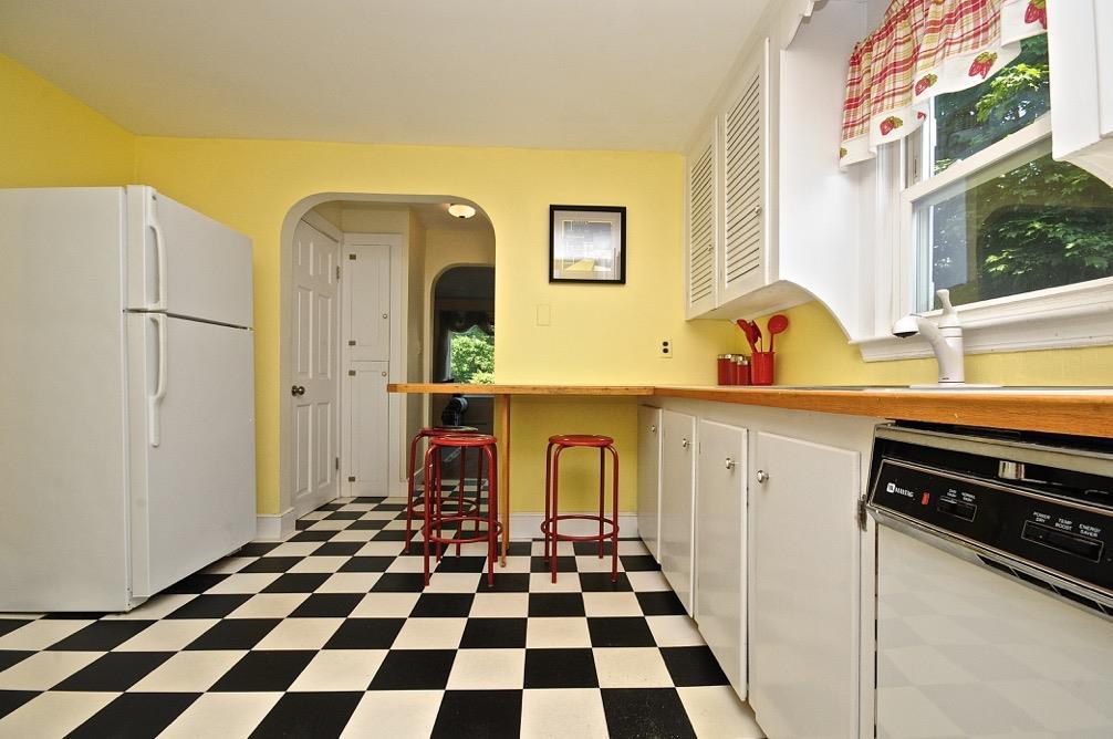 17 Olive Road South Portland, ME 04106 - Photo 4 of 23 Photo