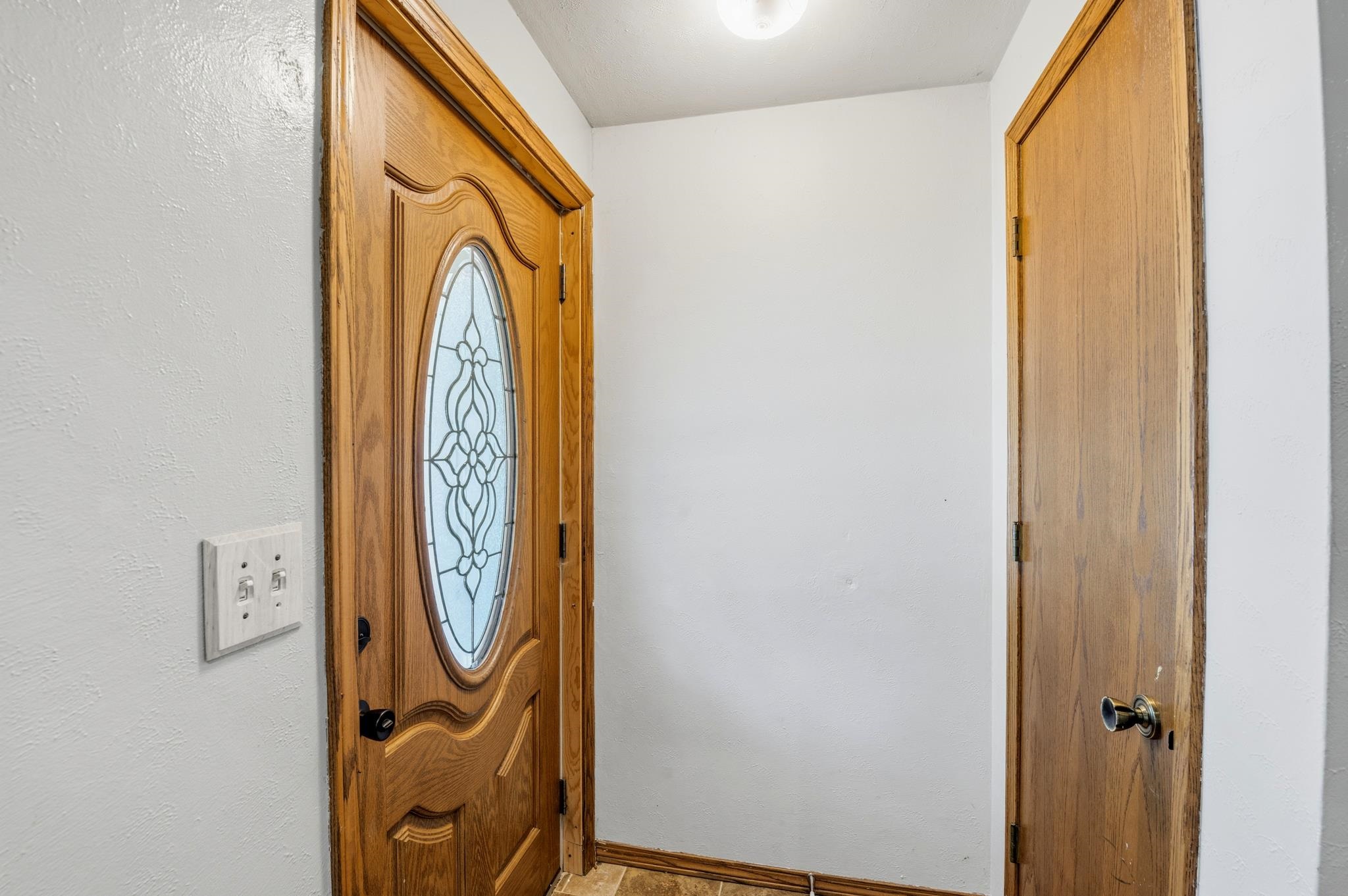 2430 Heather Road Green Bay, WI 54311 - Photo 3 of 32