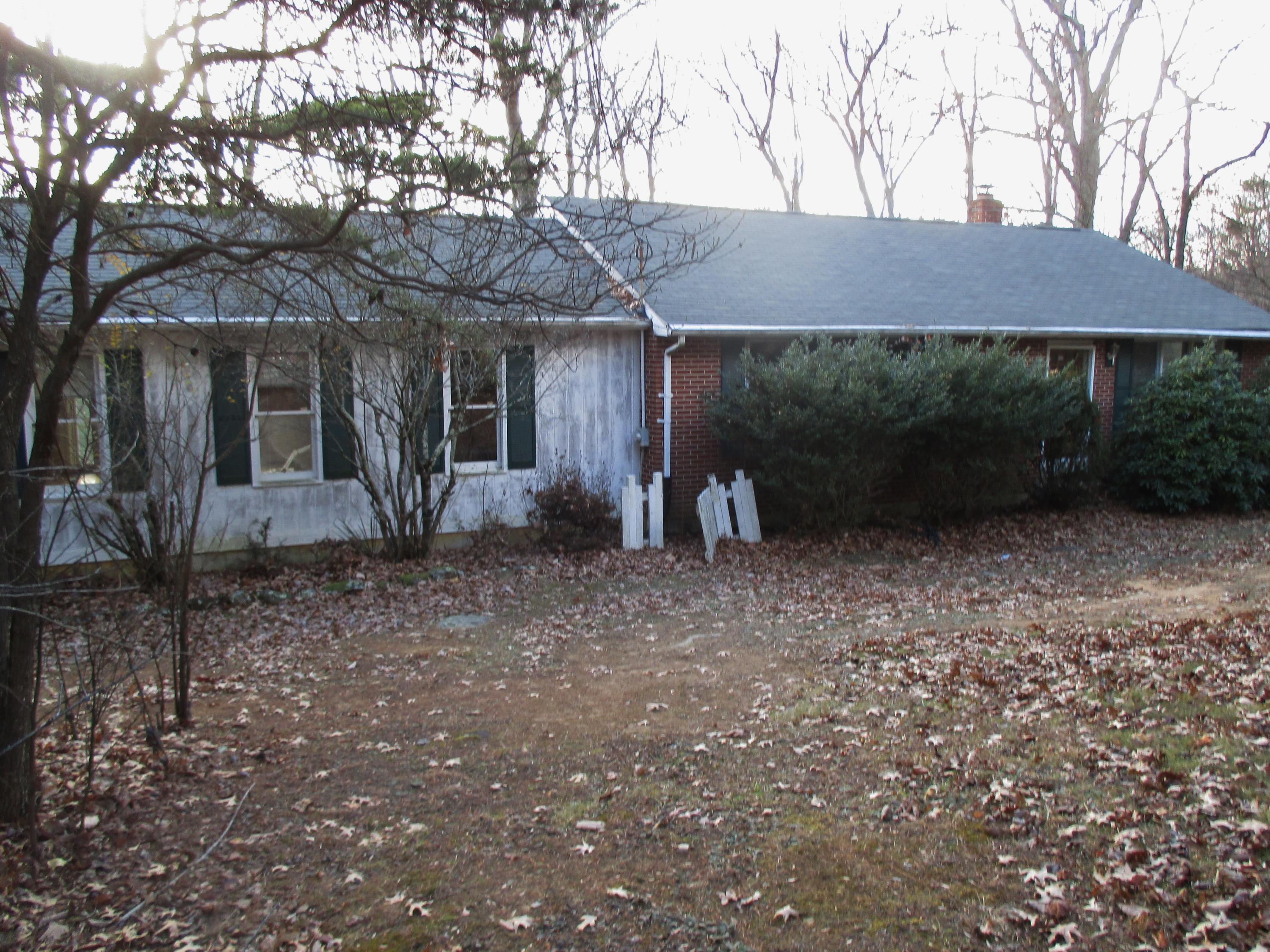 1522 Fosters Knob Road Blue Ridge, VA 24064 - Photo 2 of 19 IMG_2302 (2)