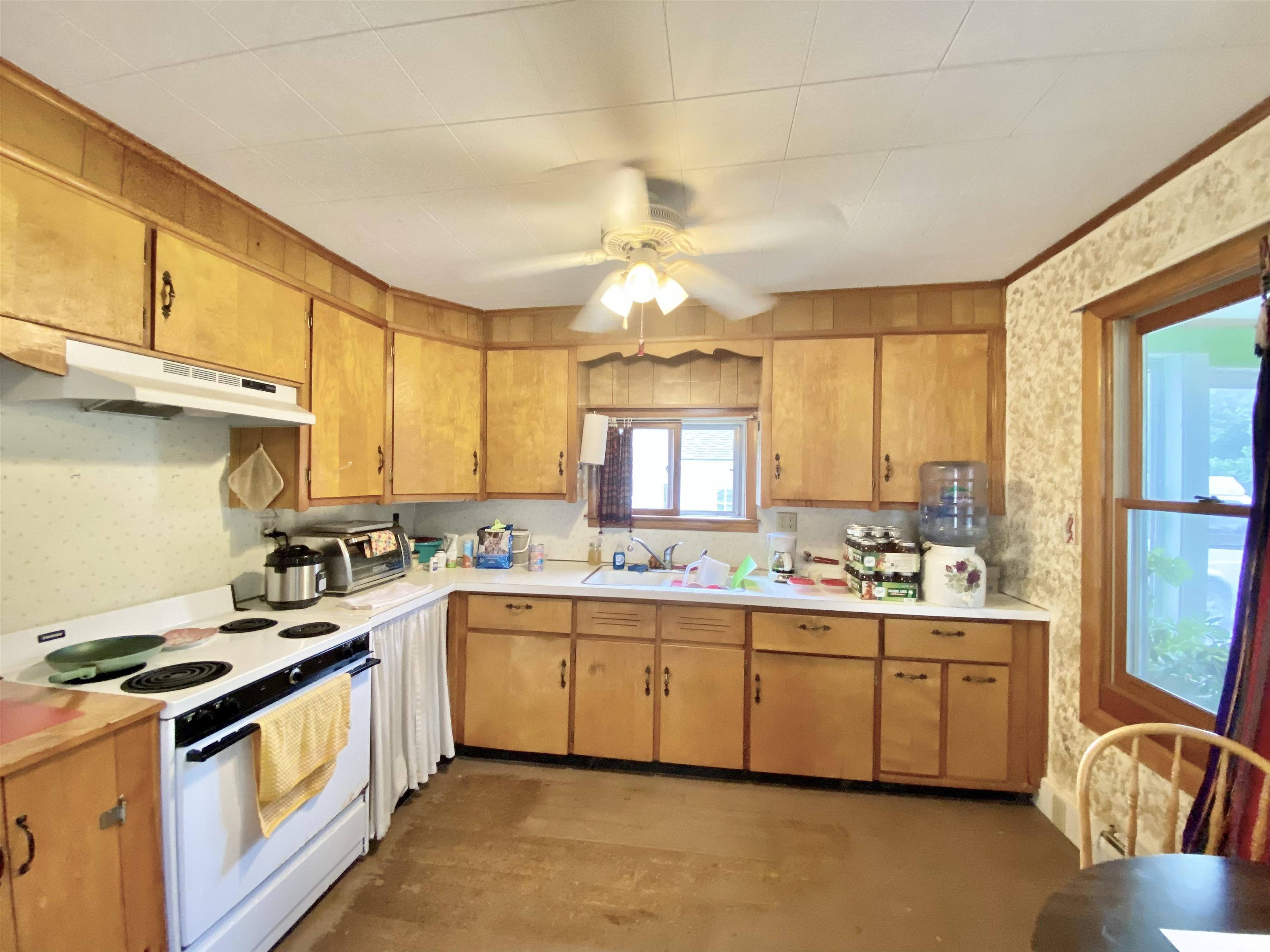 79 Brigham Road St. Albans Town, VT 05478 - Photo 16 of 40