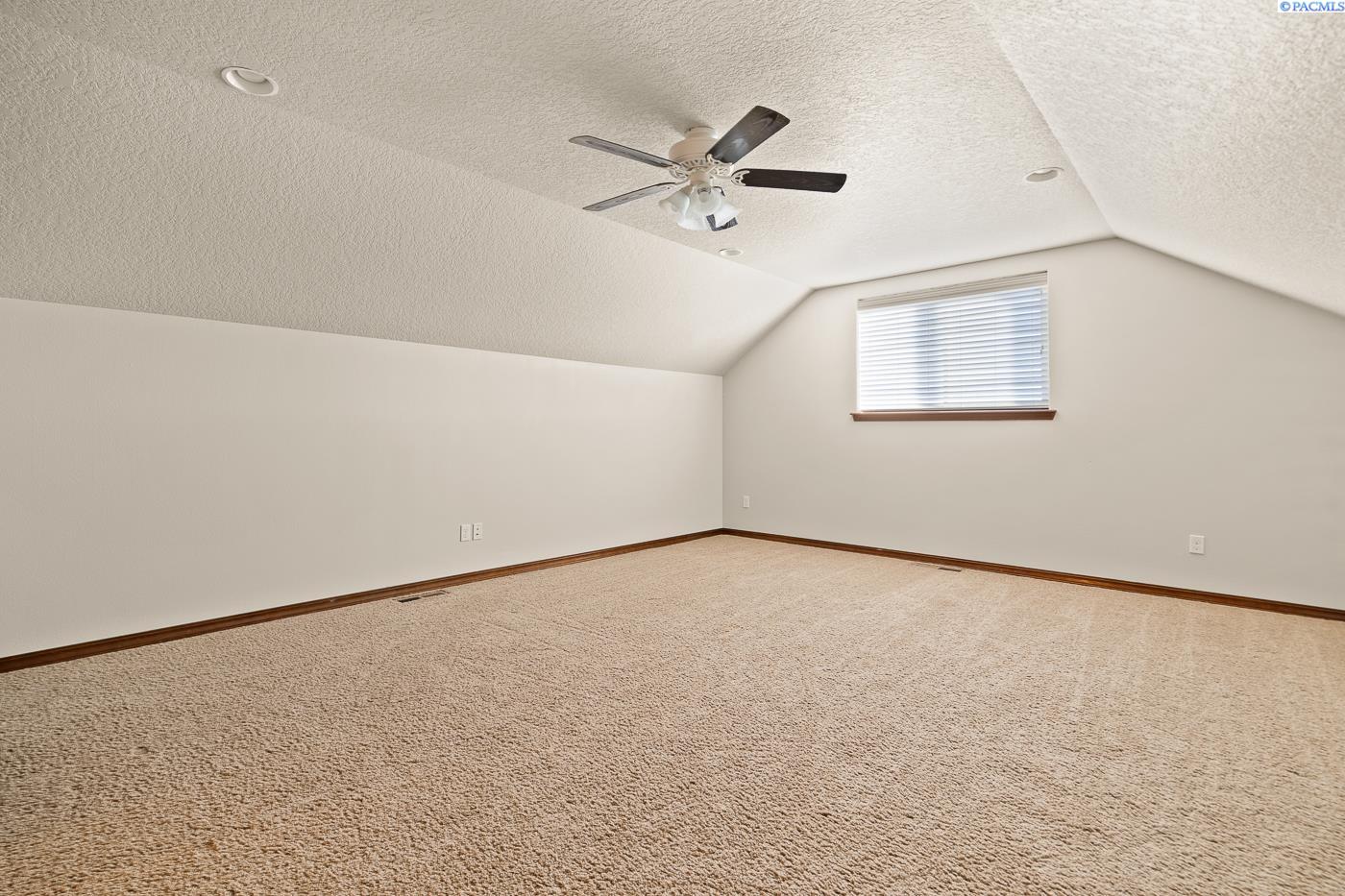 17439 South Fairview Loop Kennewick, WA 99338 - Photo 24 of 30 Gallery Image 24