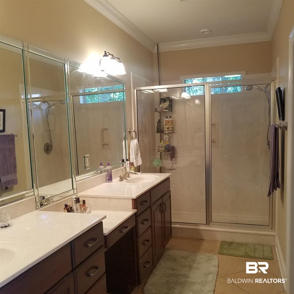 104 Natchez Trace Foley, AL 36535 - Photo 23 of 50 Master Bathroom Large Sho