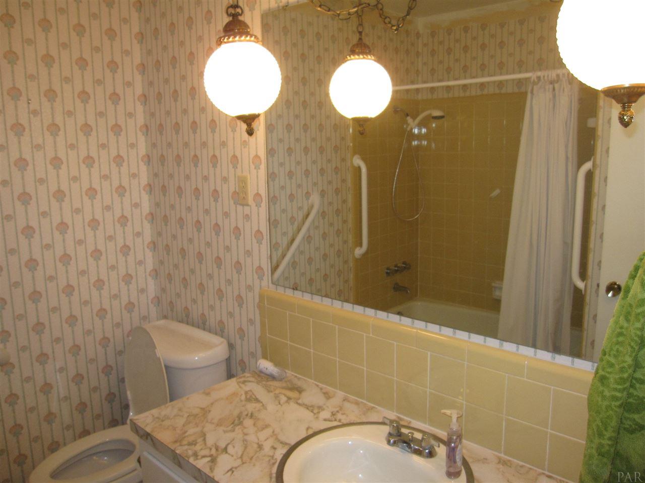 8319 Pilgrim Road Pensacola, FL 32514 - Photo 15 of 36 Gallery Image 15