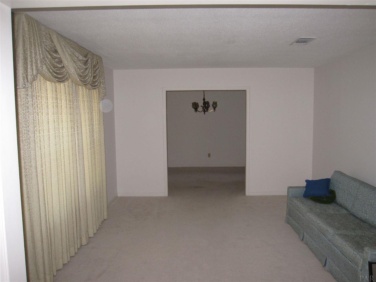 8319 Pilgrim Road Pensacola, FL 32514 - Photo 9 of 36 Gallery Image 9