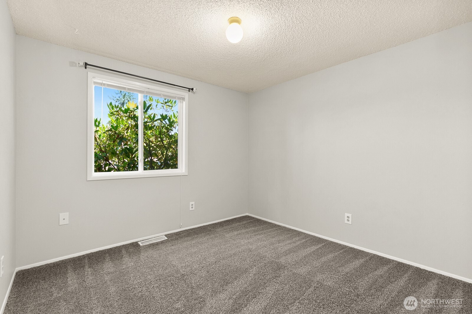 12615 Southeast 167th Street Renton, WA 98058 - Photo 17 of 25 Gallery Image 17