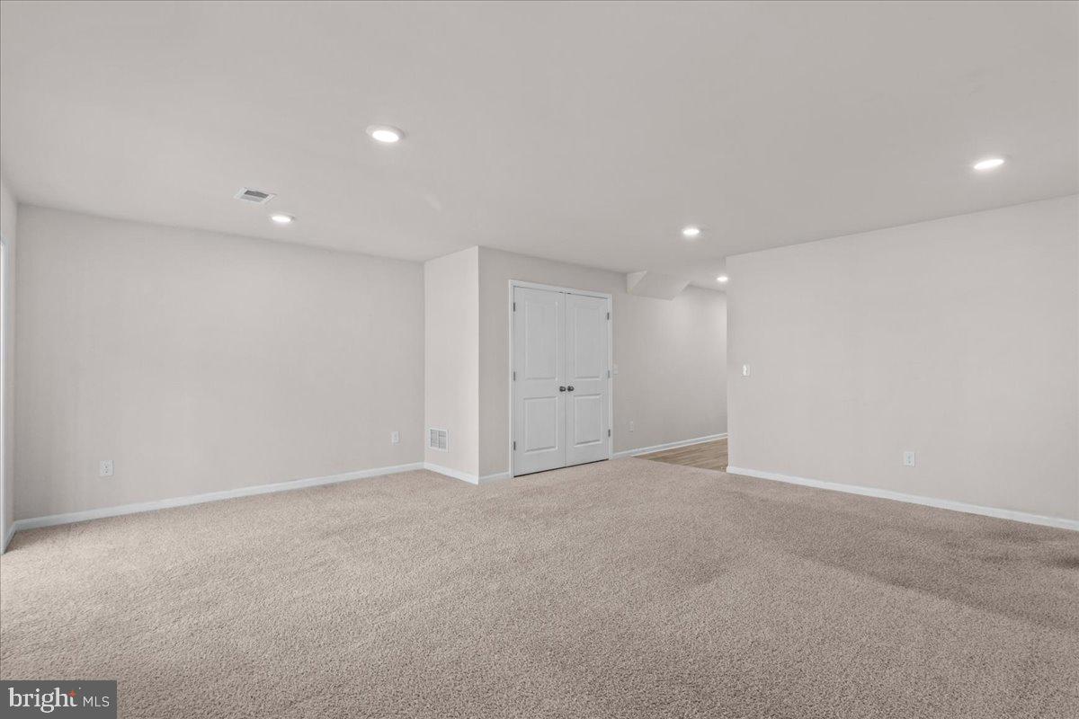 10 Rome Way Mount Laurel, NJ 08054 - Photo 6 of 33