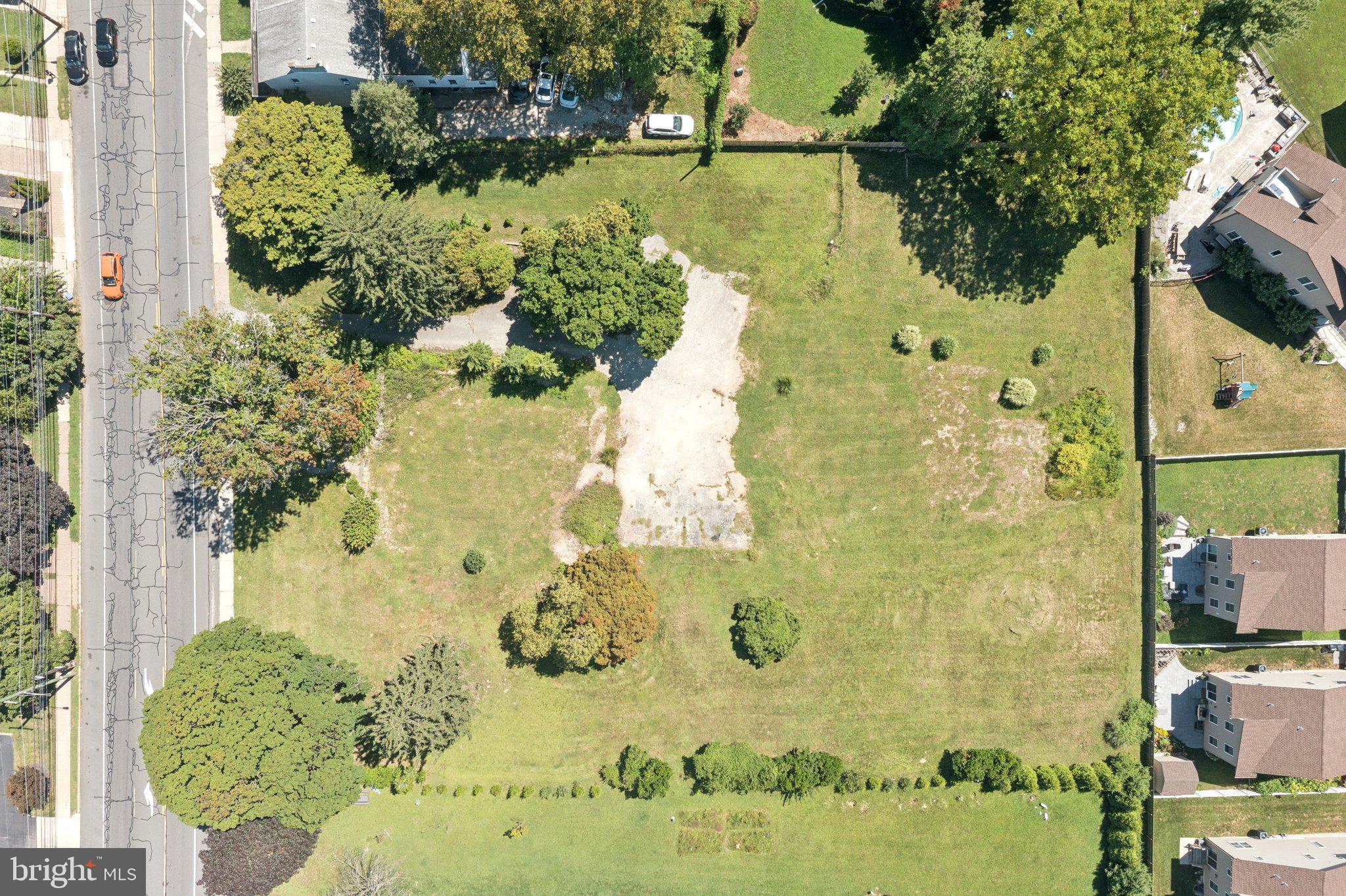 7330 Ridge Avenue Philadelphia, PA 19128 - Photo 10 of 15 a view of a bathroom