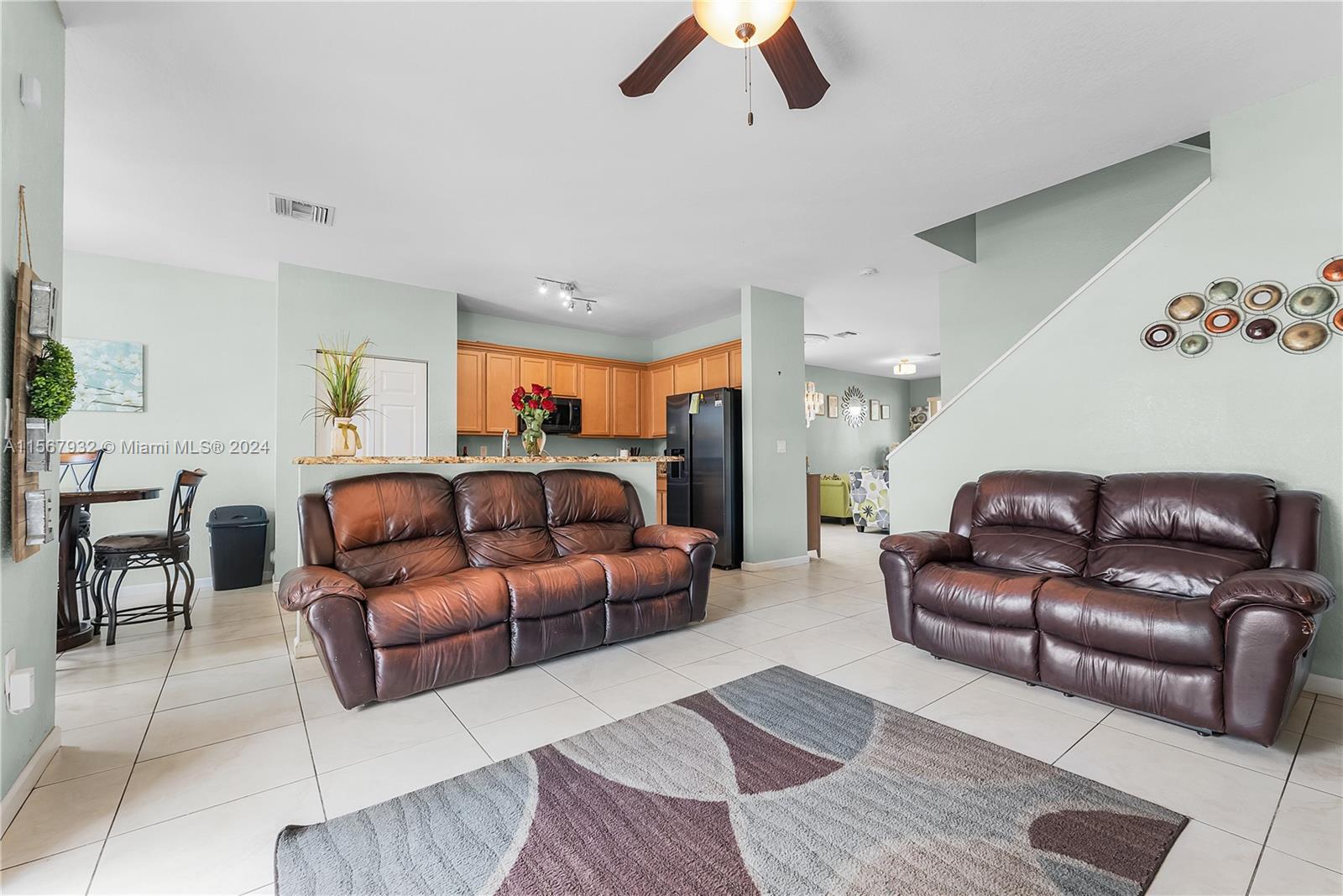 657 Southeast 30th Terrace Homestead, FL 33033 - Photo 9 of 53 a living room with furniture