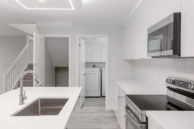 $475,000 | 1170 Southwest 118th Terrace, Davie, FL 33325