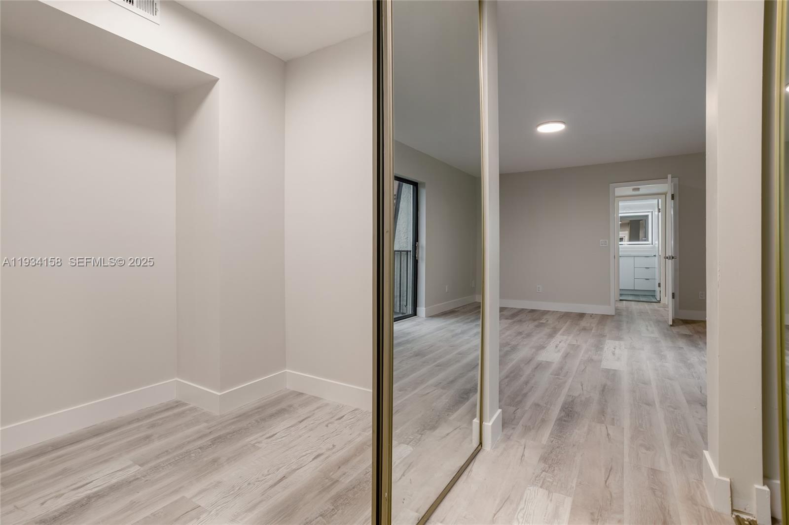 1170 Southwest 118th Terrace Davie, FL 33325 - Photo 33 of 45