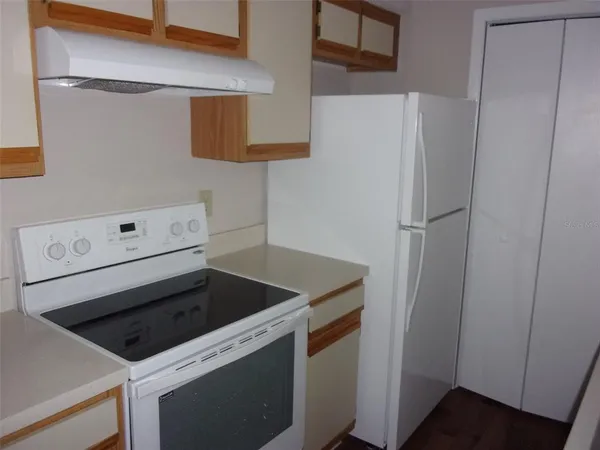 $1,100 | 246 Afton Square, Unit 304, Altamonte Springs, FL 32714