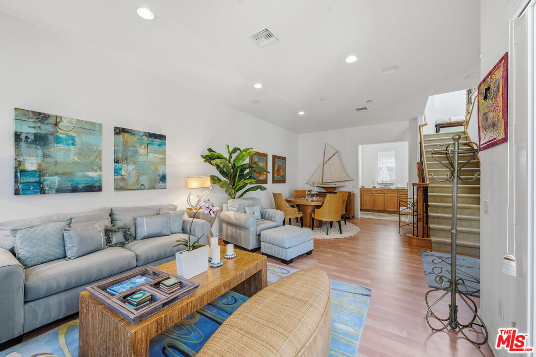 4061 Adriatic Street Oxnard, CA 93035 - Photo 14 of 42