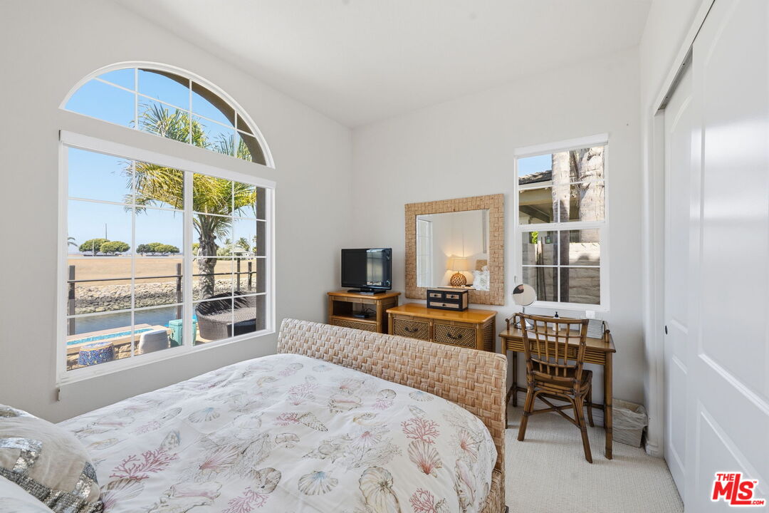 4061 Adriatic Street Oxnard, CA 93035 - Photo 16 of 42