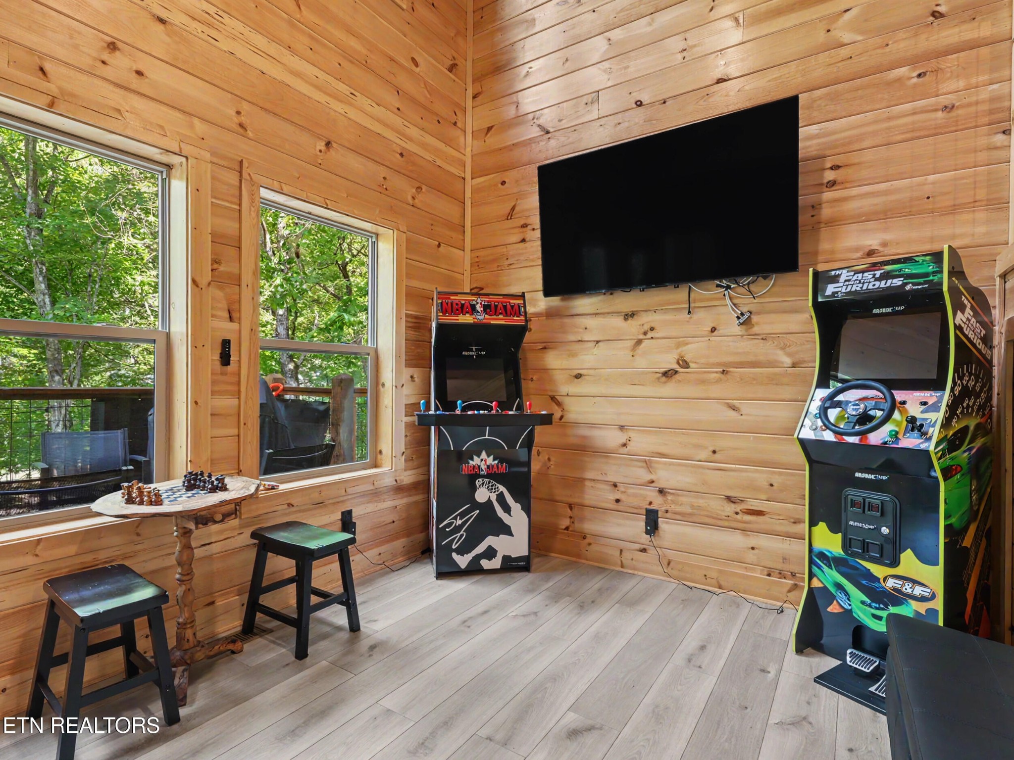 24072412 Ridgehigh Pass Sevierville, TN 37876 - Photo 11 of 39 Gallery Image 11