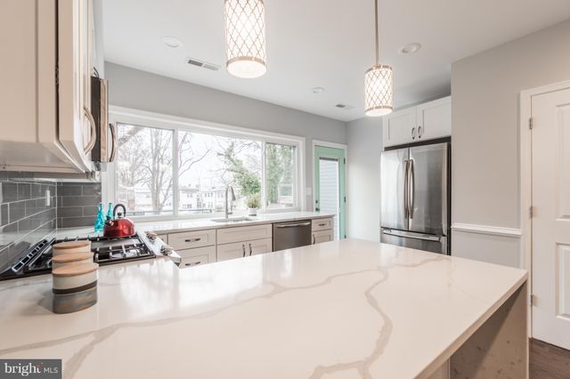 $785,000 | 1275 Oates Street Northeast, Washington, DC 20002