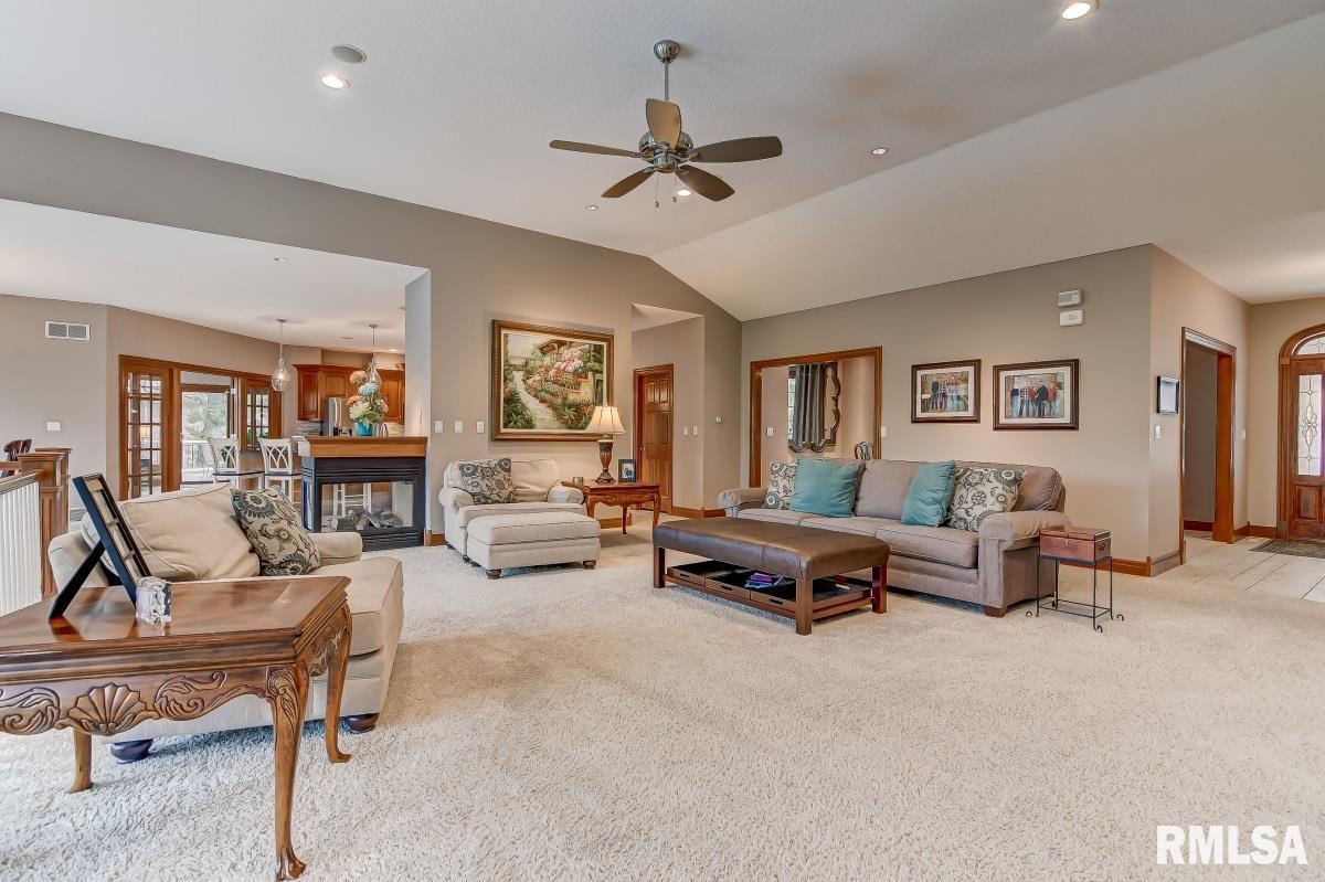 43 Woodland Trail Rochester, IL 62563 - Photo 12 of 50 Gallery Image 12