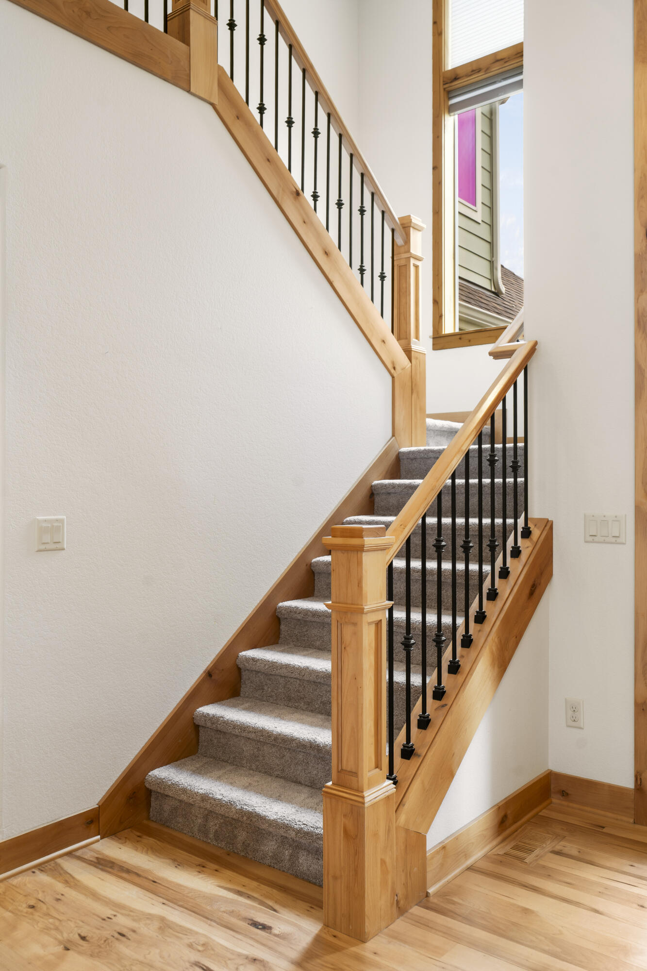 10276 Sundance Ridge Loop Redmond, OR 97756 - Photo 48 of 104 66-Stairs