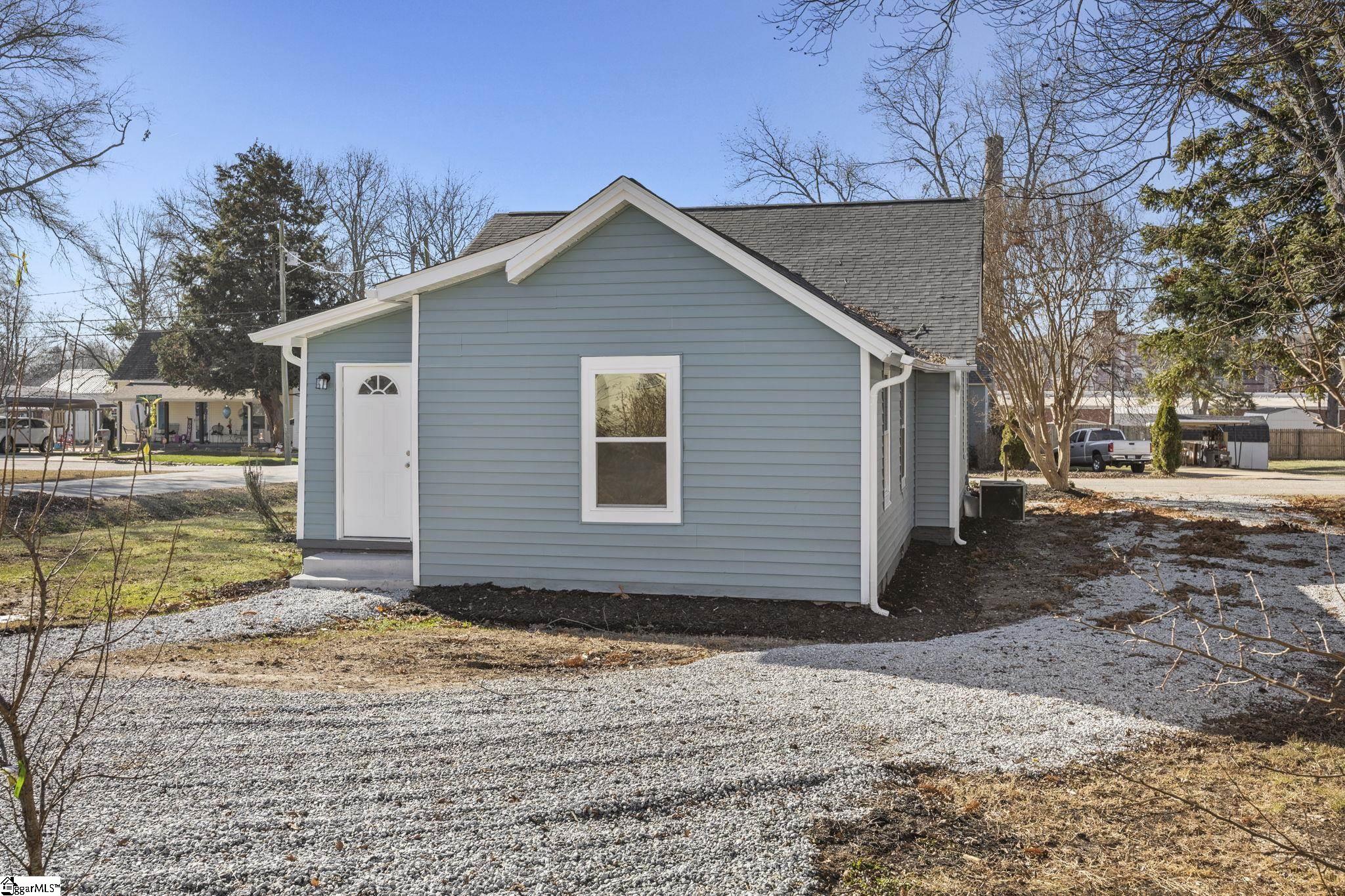 415 Blue Ridge Street Easley, SC 29640 - Photo 19 of 20 Easy access to rear entry.