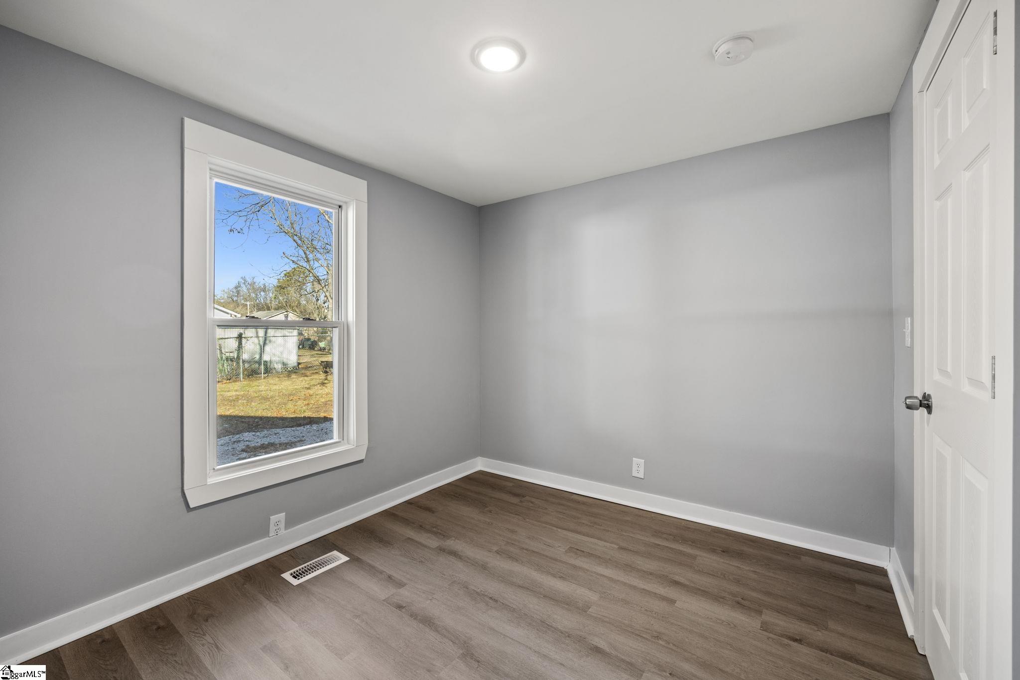 415 Blue Ridge Street Easley, SC 29640 - Photo 6 of 20 Gallery Image 6