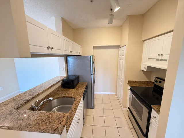 $2,100 | 3404 Tuscany Way, Unit 3404, Boynton Beach, FL 33435