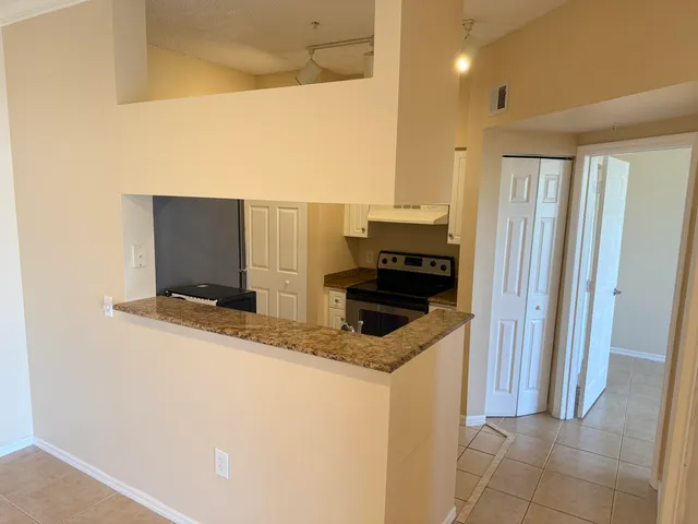$2,100 | 3404 Tuscany Way, Unit 3404, Boynton Beach, FL 33435