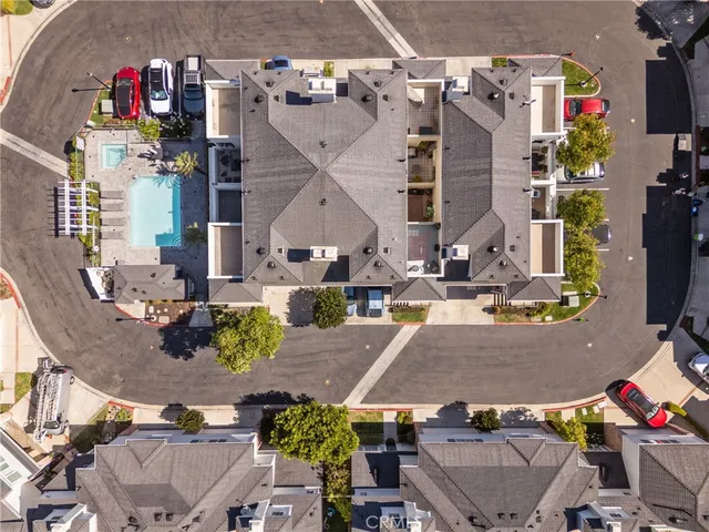 $949,888 | 18723 Chapel Lane, Huntington Beach, CA 92646