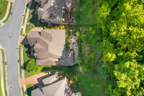 $895,000 | 7224 Natchez Pointe Drive, Nashville, TN 37221