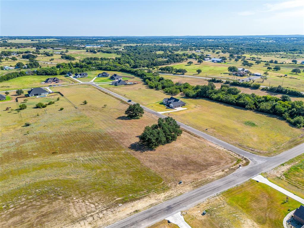1016 Lilly Lane Weatherford, TX 76088 - Photo 2 of 7 a view of an ocean and city