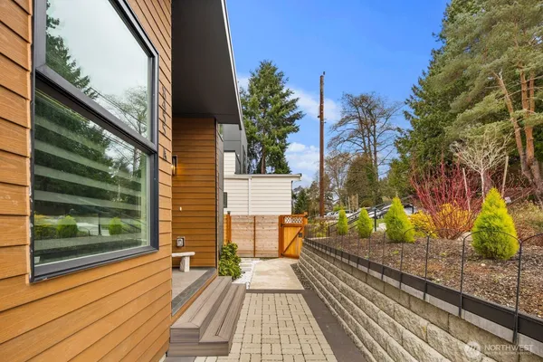 a view of a back yard of the house
