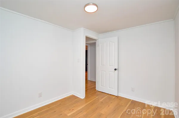 $3,500 | 5821 Hornet Drive, Charlotte, NC 28216