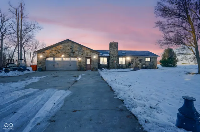 $395,000 | 10355 East Co Road 1075 South, Galveston, IN 46932