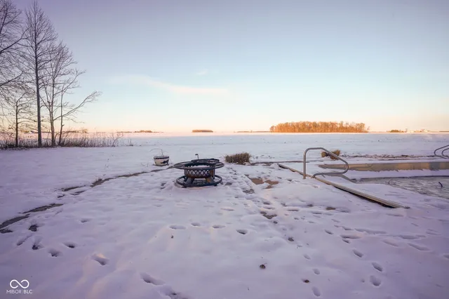 $395,000 | 10355 East Co Road 1075 South, Galveston, IN 46932