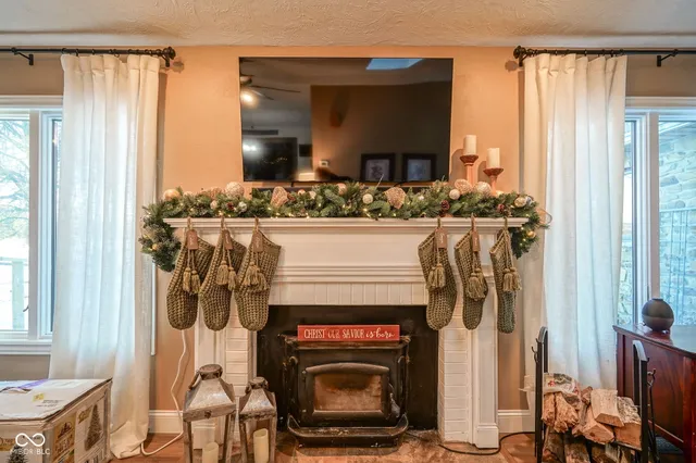 $395,000 | 10355 East Co Road 1075 South, Galveston, IN 46932