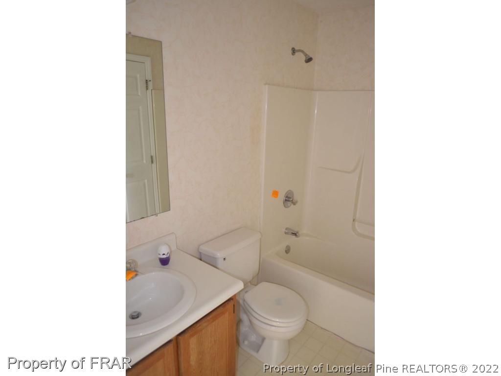 5718 Walkabout Road Hope Mills, NC 28348 - Photo 20 of 25 Gallery Image 20