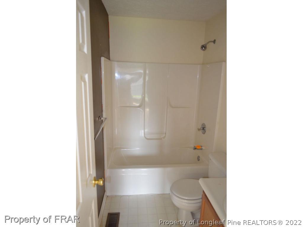 5718 Walkabout Road Hope Mills, NC 28348 - Photo 23 of 25 Gallery Image 23