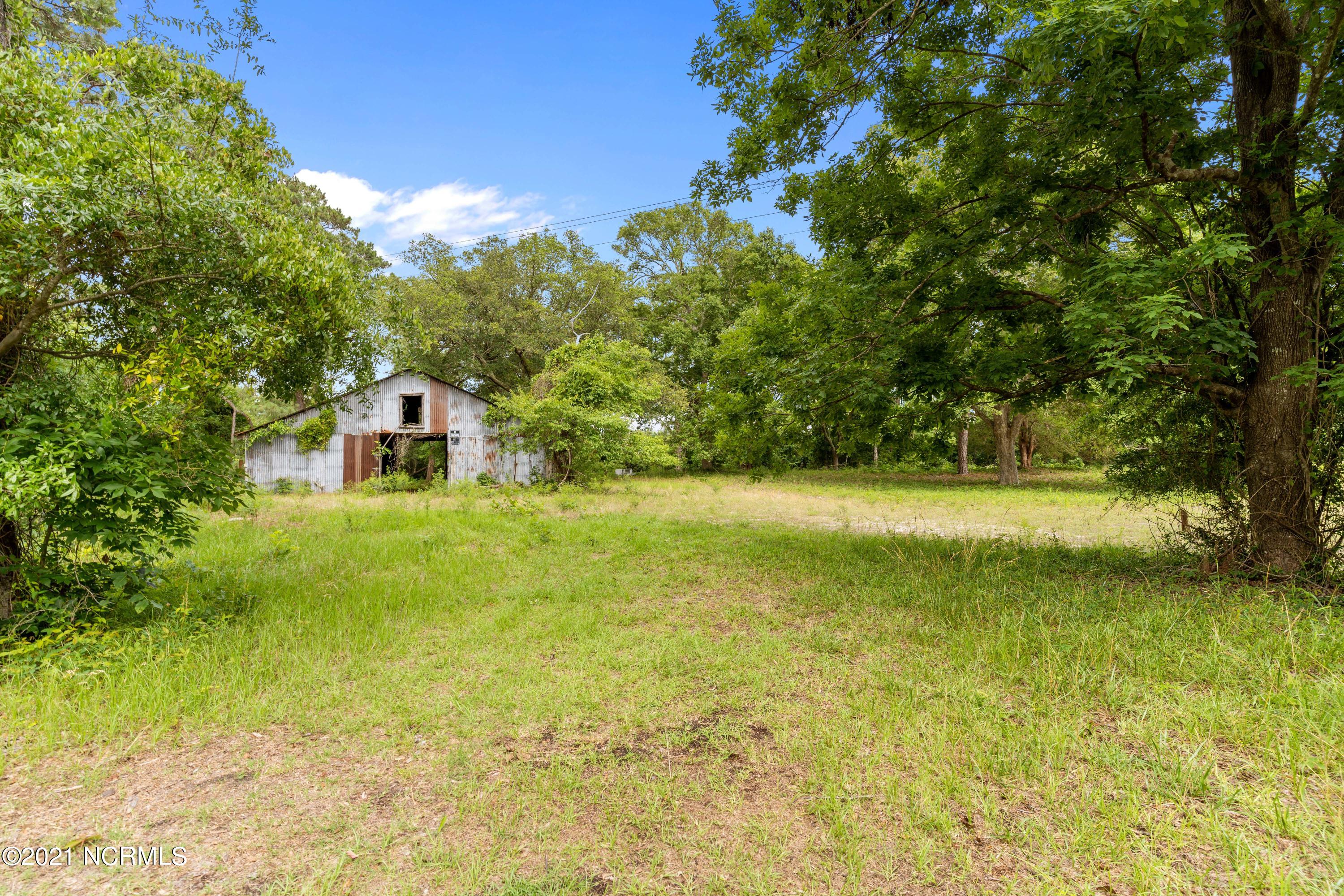 11 Boones Neck Road Southwest Supply, NC 28462 - Photo 1 of 11 T-11-2