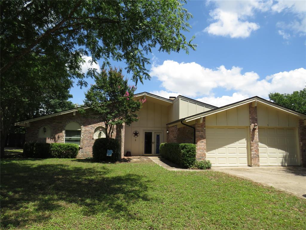 3308 Spring Valley Drive Bedford, TX 76021 - Photo 3 of 34