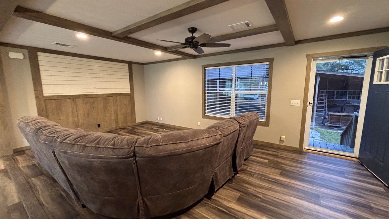 563 Forest Lawn Road Wharton, TX 77488 - Photo 12 of 34