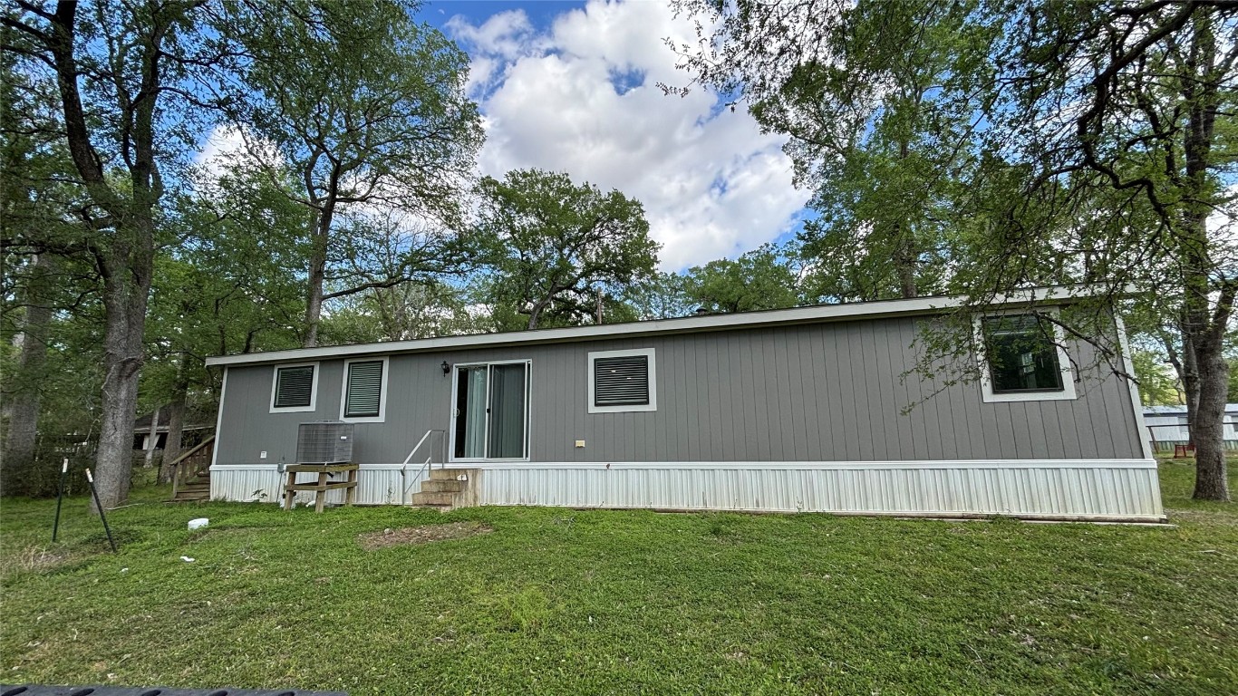 563 Forest Lawn Road Wharton, TX 77488 - Photo 7 of 34