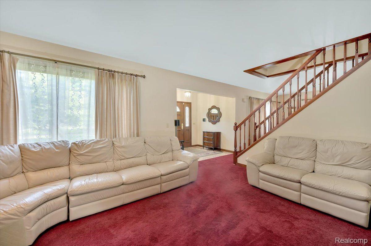 20779 Marter Road Grosse Pointe, MI 48236 - Photo 13 of 39 Gallery Image 13